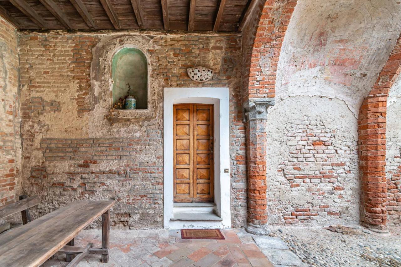 شقة House Of Foscolo - Palazzo Cornazzani - By Host4U بافيا المظهر الخارجي الصورة